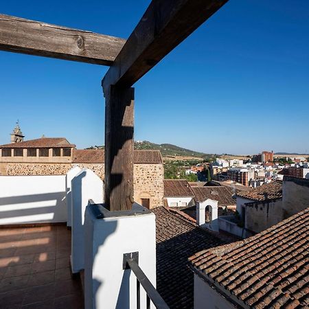 Apartamentos Cáceres Histórico CENTRO Exterior foto